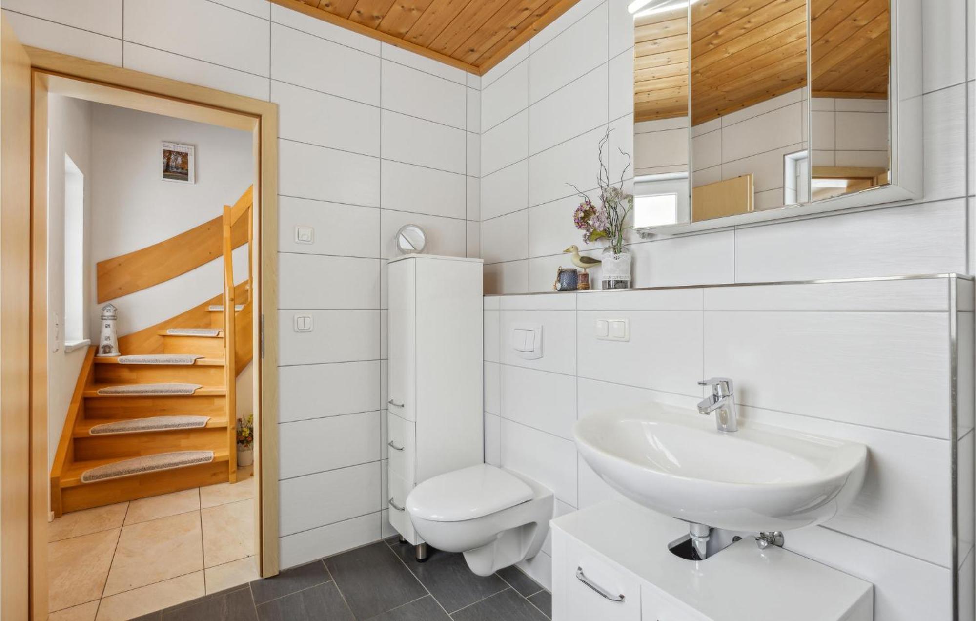 Stunning home in Altefhr-Rgen with 3 Bedrooms&WiFi Altefähr Exterior foto